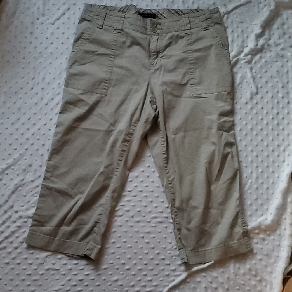 Capri Pants